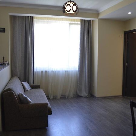באטומי Apartment Near Park 36 מראה חיצוני תמונה