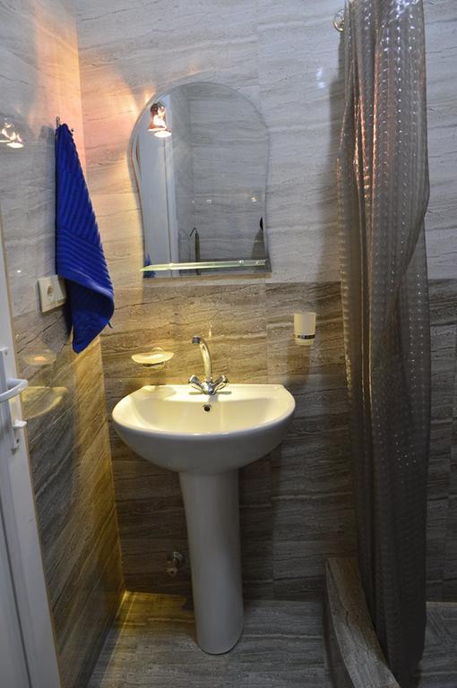באטומי Apartment Near Park 36 מראה חיצוני תמונה