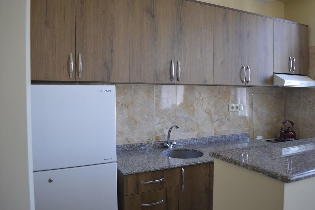 באטומי Apartment Near Park 36 מראה חיצוני תמונה